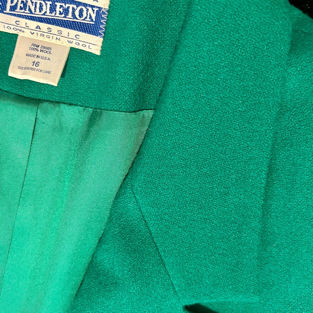 Pendleton Green Women's Blazer - image 3